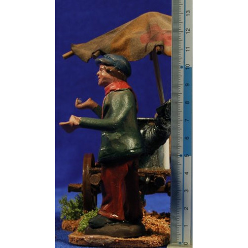 Man with castagna e cart 10 cm clay painted