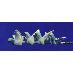 Conjunt quatre coloms grisos volen 9 cm fang pintat AB
