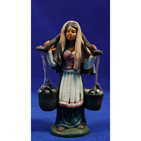 Pastora con cestos 18 cm barro pintado