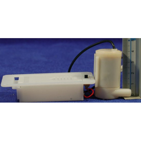 Pompa acqua a batterie 4x2 cm plastica