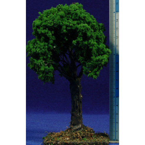 Tree 15 cm plastic