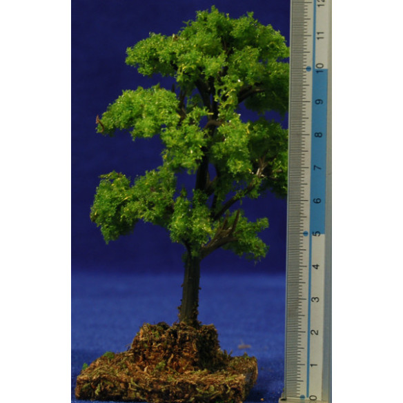 Tree 10 cm plastic