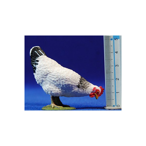 Chicken eating 15 cm plastic quality