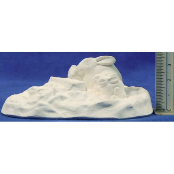 Non painted  rabbit group 4 cm chalk