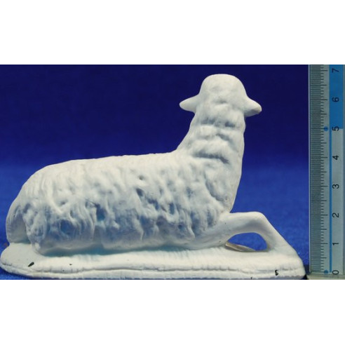 Non painted lamb laying  20-24 cm chalk
