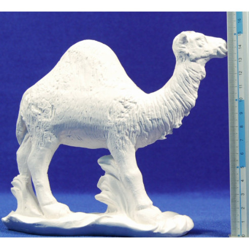 Non painted camel 12 cm chalk