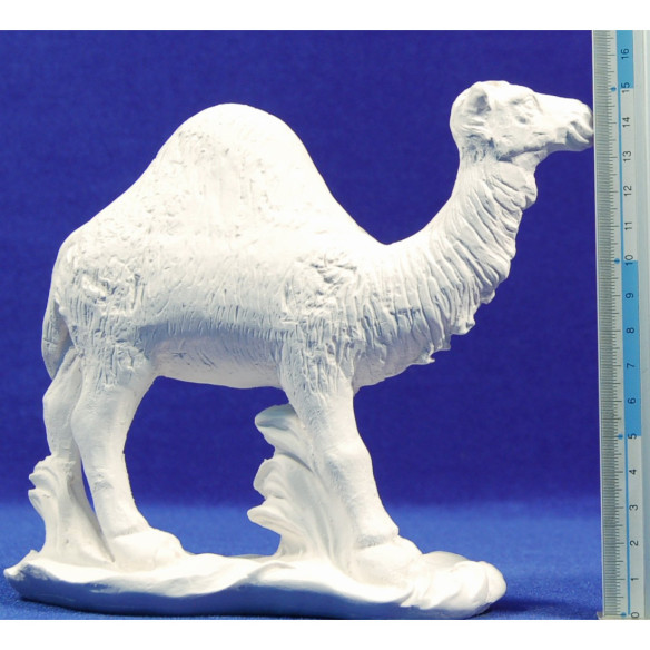 Non painted camel 12 cm chalk