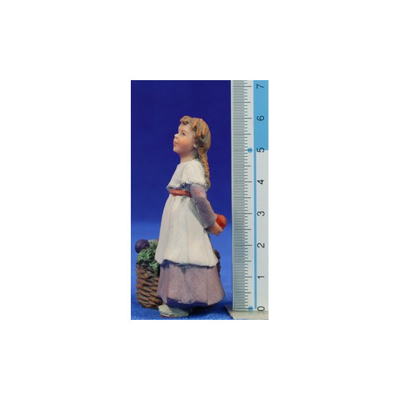 Bambina con cesto  9 cm resina Montserrat Ribes