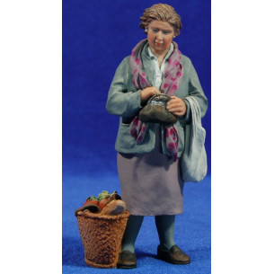 Old woman with a bag 16 cm resin Montserrat Ribes