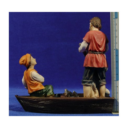 Fisherman group with boat 15 cm resin