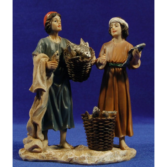 Fisherman group with fishes 15 cm resin