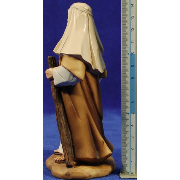 Priest and children 15 cm resin