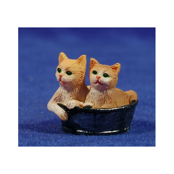 Gatos en cesto 9 cm resina