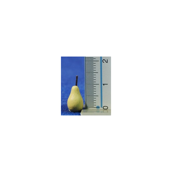 Yellow pear with stem 1,4 cm resin