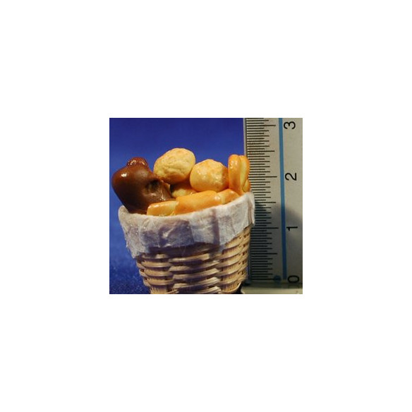Basket with breads 2,5 cm resin