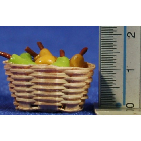 Basket with pears 2,5 cm resin