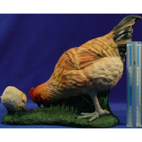 Chicken with chicks 140 cm resina