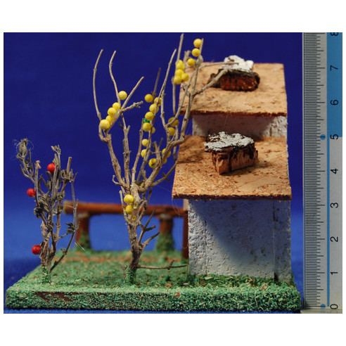 Casa con albero di frutta 11x8x7 cm sughero
