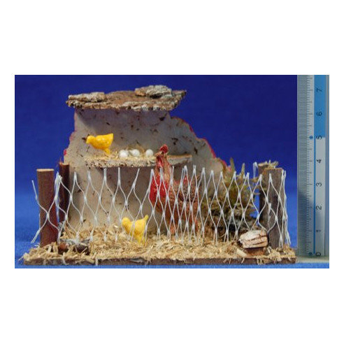 Gallinero con  gallina y pollitos 8 cm corcho y plástico