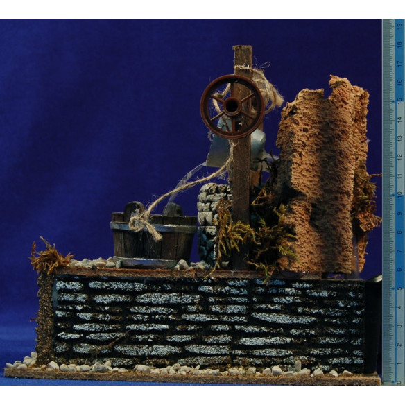 Fuente con pozo y cubo 15 cm corcho