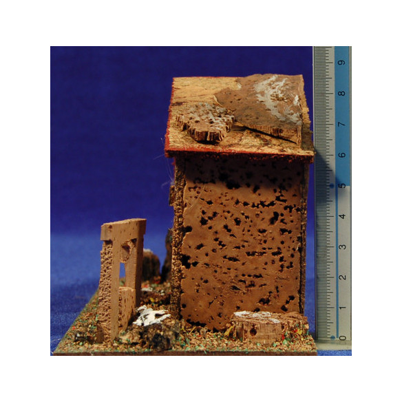 House catalan with straw 17x8x9 cm corck Plana