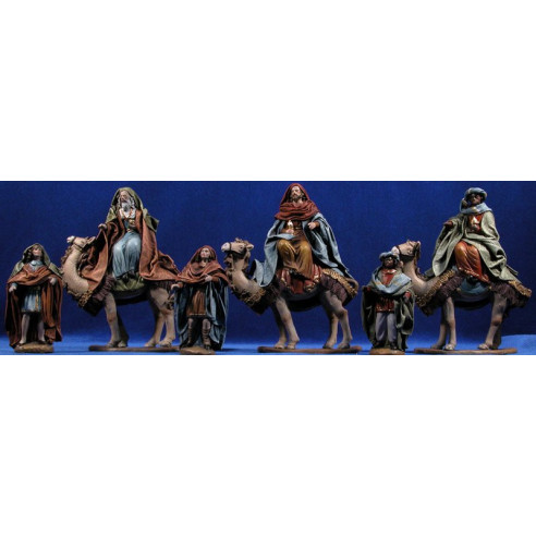 Reyes a camello con ropa 12 cm ropa y barro Figuralia