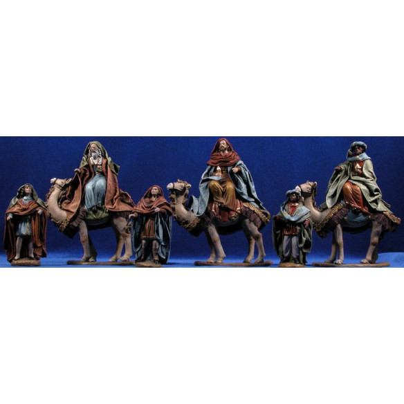 Reyes a camello con ropa 12 cm ropa y barro Figuralia