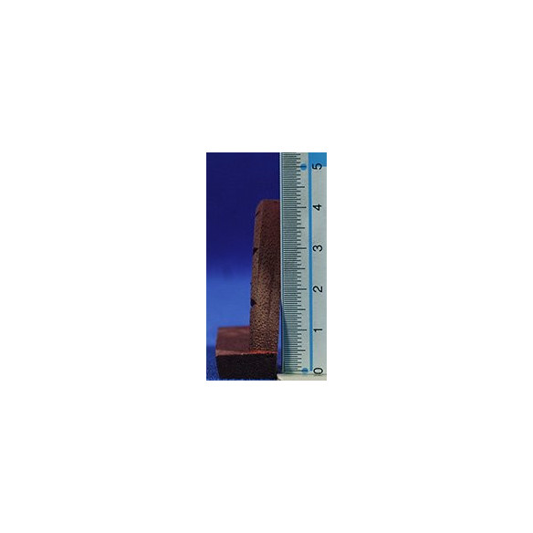 Ventana con reja redonda 4 cm madera metal