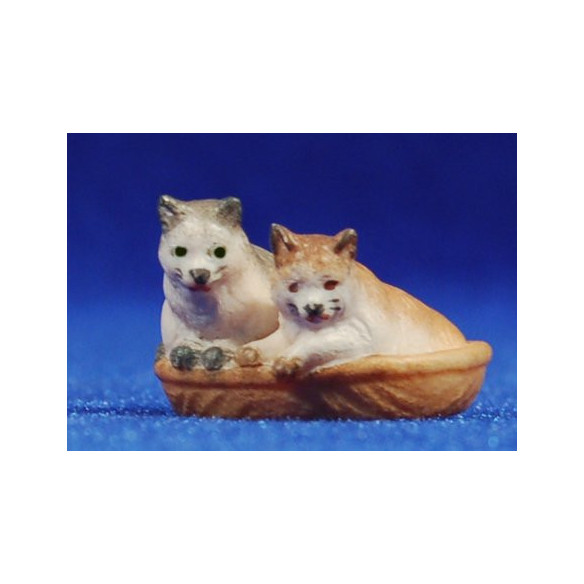 Cats in a basket 8 cm hand painted wood