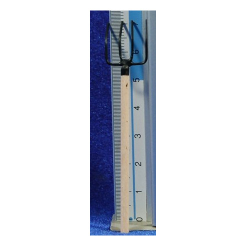 Forca 7,5 cm fusta i metall