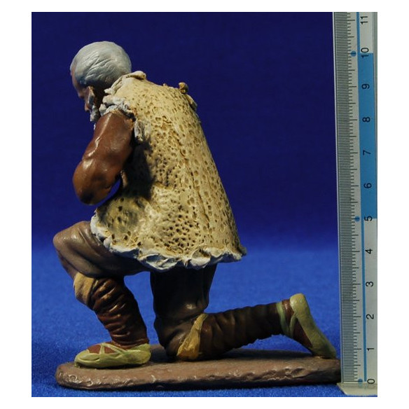 Shepherd addoring with stick 16 cm clay painted Figuralia