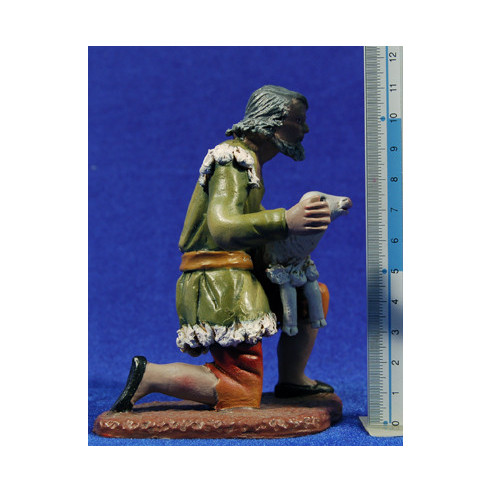 Pastor adorando con cordero 16 cm barro pintado Figuralia