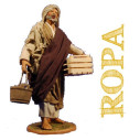Figure di terracota con i vestiti