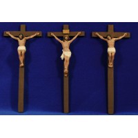 Crucificción con ladrones 13 cm resina estilo Muns